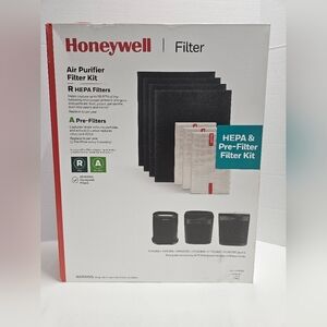 Honeywell HEPA & Pre-Filter Replacement Kit — Black & White